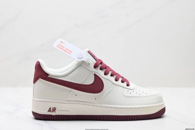 公司级Nike Air Force 1‘07 Lv8 原楦头原纸板 打造纯正低帮空军版型 专注外贸渠道 全掌内置蜂窝气垫 原盒配件 原厂中底钢印、拉帮完美 货号