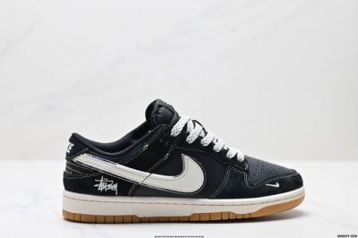 公司级Nk Dunk Low Retro “Diy高端定制” 低帮休闲运动板鞋 原装头层材料 用料绝不含糊 独家版型蒸餾加工帶來的是更好的视觉和脚感体验 清洁度