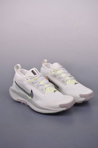 nike Reactx pegasus Trail 5 next Nature 越野跑步鞋 纯原版本 登月兼顾迅疾外观和稳固脚感 后跟覆面和中足动态支撑巧妙融合