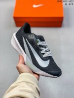 160 nk Zoom Rival Fly 4 耐克超弹轻盈跑步鞋 Fv6040-101 #鞋款搭载 Flyknit 材料 打造出众弹性 易于穿脱。采用Reac