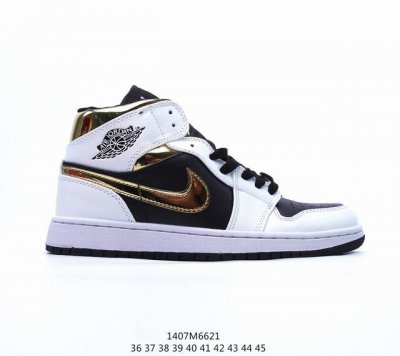 真标耐克nike Air Jordan 1 Retro Mid Reverse Black Toe Tl Bmxdaj1乔丹一代中帮经典复古文化休闲运动篮球鞋