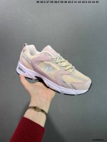 特价新百伦 Nb530 New Balance 530 复跑古鞋Nb530这鞋双确实是Nb家经复典古款式之一，以全科新技诠释，成打功造530鞋款。鞋面保在持53