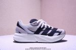 公司级阿迪跑鞋 Adidas Lightblaze Low Grey Black 流光系列低帮轻便休闲运动慢跑鞋“浅灰白黑” 货号：Jh6944 尺码：36 3
