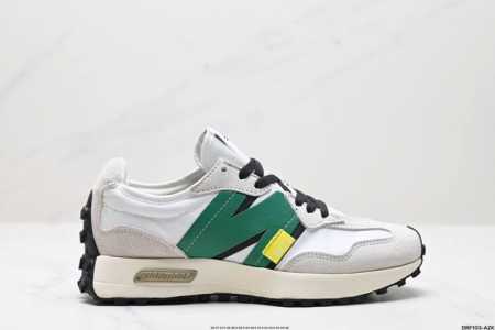 真标new Balance Ms327 复古休闲运动慢跑鞋 以更纯粹的复古风格设计打造的全新造型 侧身还以解构设计 将 N 字标志以做旧压花样式呈现 官方货号: - 点击图像关闭