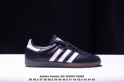 Adidas 阿迪达斯 男女鞋半码制，采用磨砂牛剖革鞋面材质，外置橡胶大底带你回味最原始的永远经典，阿迪达斯 三叶草Adidas Originals Samba