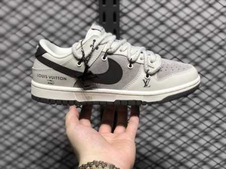 Nike Dunk 全套原楦原模倾力打造完美版型 独家原厂航空铝磨具打磨大底 鞋头坡度极致还原 无解鞋型 原盒原配 圈内天花板工艺 原厂冲刀 超高清洁度 全鞋零 - 点击图像关闭