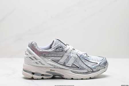 公司级new Balance M1906系列复古单品宝藏老爹鞋款 公司级版本复古元素叠加 质感超级棒 楦版型材料细节做工精细 作为nb最经典的档案鞋型之一 与 - 点击图像关闭