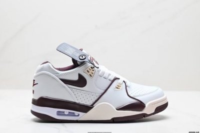 公司级耐克Nike Air Flight 89男子运动鞋 Aj4兄弟款 缓震篮球鞋 重塑80年代后期非凡篮球战靴的经典风范 利落皮革结构搭载卓越缓震系统 重现传