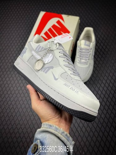 C 公司级Nike Air Force 1 07 原楦头原纸板 打造纯正低帮空军版型 专注外贸渠道 全掌内置蜂窝气垫 原盒配件 原厂中底钢印 拉帮完美 货号:D
