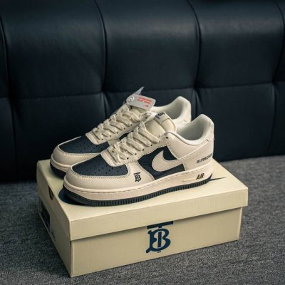 核心私 air Force 1 原装级别 原楦头原纸板 打造纯正空军版型专注外贸渠道 全掌内置蜂窝气垫 原盒配件 原厂中底钢印 拉帮完美 货号 Bb8588 2