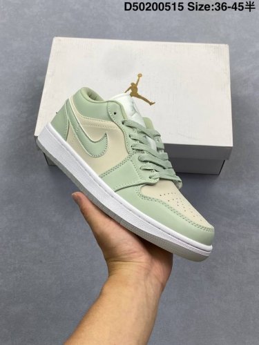 nike Air Jordan 1 Low Aj1乔1低帮休闲板鞋 同步官方配色 市场唯一独家头层皮打造 原鞋原档案开发 原厂皮料 原档冲孔鞋头 正确满胶鞋垫