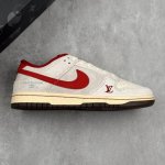 本地 核心私 Nk Sb Dunk Low Lv联名灰红钩 周年高端定制 低帮休闲板鞋 #高端定制鞋盒 原装头层材料 独家版型蒸餾加工 大厂纯原品质出货 超高清