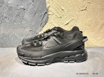 新品上市实拍 耐克Nike Zoom Vomero Roam 5 Roam 复古跑五代休闲运动慢跑鞋 简洁设计 功能性强 防水防撕裂鞋面 鞋带也改成了束绳设计