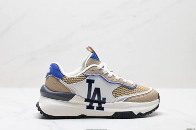 公司级Mlb Chunky Runner Classic Monogram 厚底老爹厚底休闲运动慢跑鞋 货号:3Ashrj13N 尺码:36 36.5 37.5