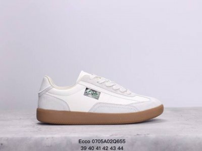 Ecco爱步 广东原版夏季透气 配备原版三件套 防尘纸 手提袋 高弹大底 全头层牛皮 新款百搭休闲款 纯手工制成 鞋面走线工整 清晰质感 原单品质 拼接运动透气