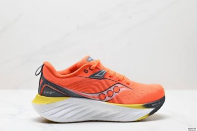 公司级Saucony Triumph 22 索康尼胜利 旗舰级缓震 慢跑减震透气 低帮训练跑步鞋 货号:S20964-215 尺码:36-45 Id:Jkd30