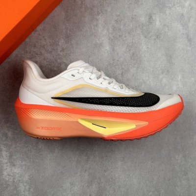 本地 核心私 公司级Nk Zoom Fly 6 耐克超弹轻盈跑步鞋 #鞋款搭载 Flyknit 材料 打造出众弹性 易于穿脱。采用React技术 轻盈耐穿泡绵打