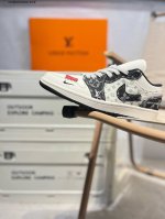 公司级头层皮Lv X乔丹Air Jordan 1 Low Aj1低帮系列篮球鞋 官方同步配色 原装级产物 #拒绝公底 立体鞋型 细节完美 高清洁度Yx5066