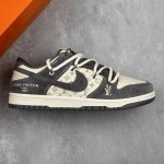 本地 核心私 公司级 Nike Sb Dunk Low“Lv联名 米灰黑印花” 周年高端定制 低帮休闲板鞋 定制鞋盒 大厂纯原品质出货 超高清洁度 皮料切割干净