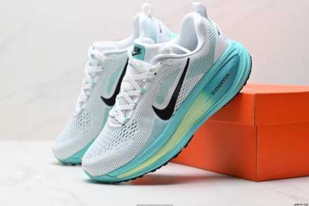 公司级Nike Vomero 18 耐克 舒适减震防滑 低帮跑步鞋 全掌Reactx泡绵中底 前掌和后跟还配备了Air Zoom气垫单元 据说跑起来更快更舒适哦 - 点击图像关闭