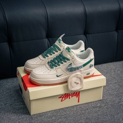 核心私 Air Force 1 原装级别 原楦头原纸板 打造纯正空军版型专注外贸渠道 全掌内置蜂窝气垫 原盒配件 原厂中底钢印、拉帮完美 货号：Xx3168 1