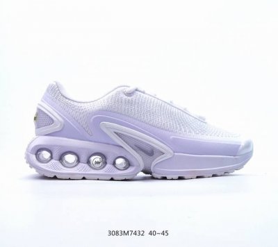 公司级nike Air Max Dn 耐克2024全新气垫跑鞋 #全新鞋款在同侧采用了四个圆柱仓式的设计 不仅有防滑耐磨性功能 还搭配了周围一圈柔软的泡棉材质