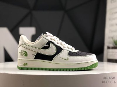 公司级带半码 耐克 Nike Air Force 1 Low 空军一号低帮经典百搭休闲板鞋 货号：Sc9207 527 尺码：如图所示 Kpc Lta