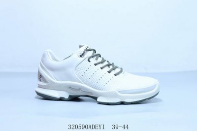 330 Ecco爱步 商务纯原开版 牛皮透气新款 小红书爆款新款百搭休闲款 精选头层小牛皮 鞋面走线工整 清晰质感 原单品质 采用Ecco家族工艺 高端时尚 简