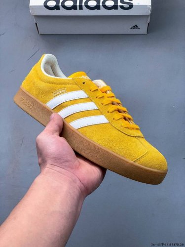 阿迪达斯Adidas Neo Vl Court 2.0 三叶草时尚潮流板鞋 T头 绒面麂皮防滑耐磨轻便低帮板鞋 整双鞋以传统的低帮呈现的清新造型 鞋头优先头层反