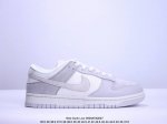 耐克nike Sb Dunk Low Sb 扣篮系列复古低帮休闲运动滑板板鞋。采用脚感柔软舒适zoomair气垫，有效吸 收滑板等极限运动在落地时带来的冲击力，