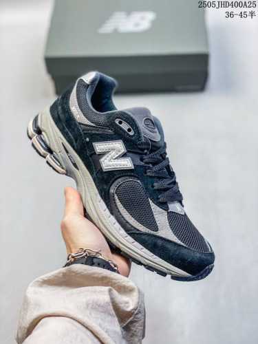 公司级New Balance M1906系列复古单品宝藏老爹鞋款 公司级版本复古元素叠加 质感超级棒 楦版型材料细节做工精细 作为Nb最经典的档案鞋型之一 与2
