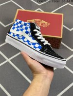 公司级万斯Vans Sk8-Mid 蓝白棋盘格 令人欲罢不能的棋盘格 不允许你没有 经典棋盘格 百看不腻 这个冬季Vans邀请你来一起下棋 Size：35 36