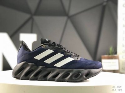 230 公司级带半码阿迪达斯 Adidas/ Adidas Switch Fwd M 秋季新运动休闲轻便透气跑步鞋 尺码：如图右下角所示 Jaa Tpa 货号：