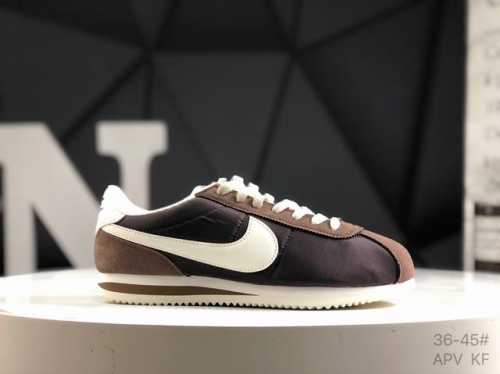耐克 Nike Classic Cortez 耐克经典轻便舒适男子 阿甘鞋 休闲跑步鞋运动鞋 纯粹而执着的精神 使得Cortez种在了一代人的心里 无论是否喜欢