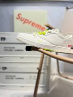 公司级头层皮Supreme X 乔丹Air Jordan 1 Low Aj1低帮系列篮球鞋 官方同步配色 原装级产物 #拒绝公底 立体鞋型 细节完美 高清洁度B