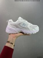 特价新百伦 Nb530 New Balance 530 复跑古鞋Nb530这鞋双确实是Nb家经复典古款式之一，以全科新技诠释，成打功造530鞋款。鞋面保在持53