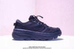 高品质 原材料开发 Hoka Xbon B3Ls 邦代 鞋头采用牛皮革材质 网面是Mono 纱材质 ，里面是蜂窝煤透气网眼定型。后跟设计采用皮革双缝线 ，Hok