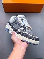 路易威登 Louis Vuitton Lv路易威登板鞋 乘风破浪的姐姐争先种草款,舒适透明底和百搭性霸屏整个时尚娱乐圈，正品1:1套楦复刻，细节调整完美主义！鞋