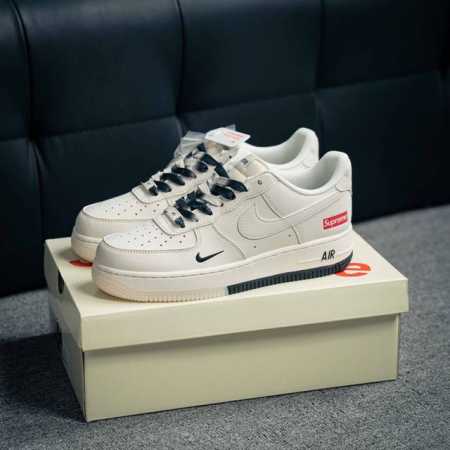 Air Force 1 原装级别 原楦头原纸板 打造纯正空军版型专注外贸渠道 全掌内置蜂窝气垫 原盒配件 原厂中底钢印、拉帮完美 货号：Bb7577 217 尺 - 点击图像关闭