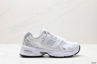 真标新百伦nb New Balance Mr530系列复古老爹风网布跑步休闲运动鞋 小众老爹鞋 New Balance 530系列鞋款最早风靡于 2000 年初