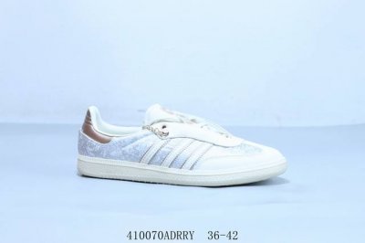 阿迪达斯三叶草Adidas Originals Samba Vegan Og”Spd“桑巴舞系列绅士德训足球风百搭低帮休闲运动板鞋 白丝绸 410070Adrr