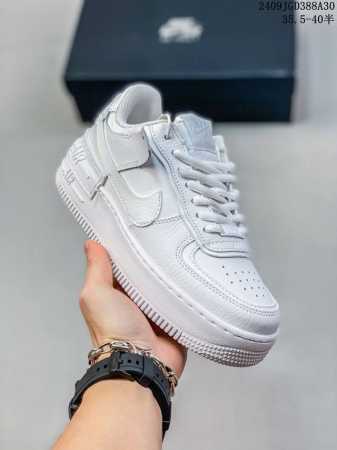 Nike 耐克低帮板鞋 空军一号 Af1马卡龙 Af1厚底增高百搭运动板鞋 Nike Air Force 1 “Shadow” 造型设计上与 Sacai X N - 点击图像关闭
