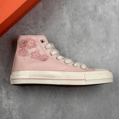 本地180 核心私 匡威Converse Chuck 70S 春季新款樱花刺绣系列高帮休闲板鞋 匡威Chuck 70S春季新款樱花刺绣系列匡威你这次真的美到犯规