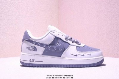 公司级耐克Nike Air Force 1 07 空军一号低帮百搭休闲运动板鞋 柔软 弹性十足的缓震性能和出色的中底设计 横跨复古与现代的外结合 造就出风靡全球