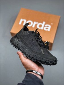 norda 001 厚底系带耐磨 低帮跑步鞋 黑色 尺码：36-45 半