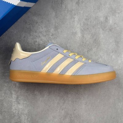 本地210 核心私 adidas Gazelle Indoor 羚羊内训系列低帮复古百搭休闲运动德训风板鞋 90年代经典的复刻版！自60年代以足球训练鞋面世以来