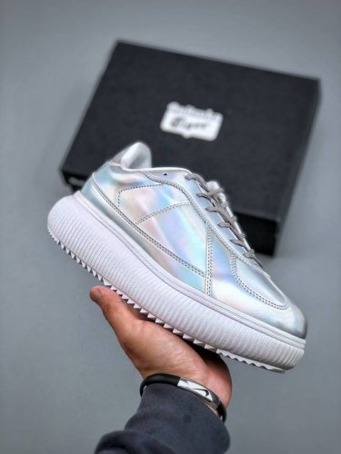 onitsuka Tiger鬼塚虎 Delecity 厚底运动 耐磨低帮生活休闲鞋厚实和平底鞋底融入1950年代档案篮球鞋的元素 鞋面以1980年代网球鞋为基础