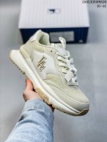 160 mlb/韩国F&F旗下运动品牌 男女鞋真标半码制，原楦原纸版数据开发，采用环保纤维革组合牛津布鞋面材质，全新开发4Cm厚度Md中底组合厚实橡胶外底全新春