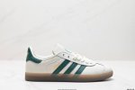 真标adidas Originals Gazelle 三叶草休闲防滑耐磨低帮板鞋 鞋头出色设计 塑就出众贴合感 稳固的后跟贴合足部曲线设计 软弹舒适 不易磨脚