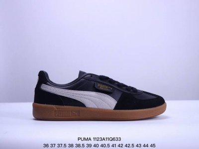 Puma 彪马 百搭德训鞋 V2系列 Puma Army Trainer 整双鞋以经典的德训鞋为蓝本设计，采用大面积黑色装扮，白色点缀，经典造型不管是什么季节都